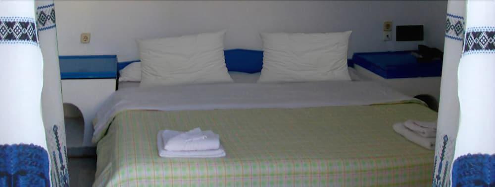 Maria Hotel Sisi 外观 照片