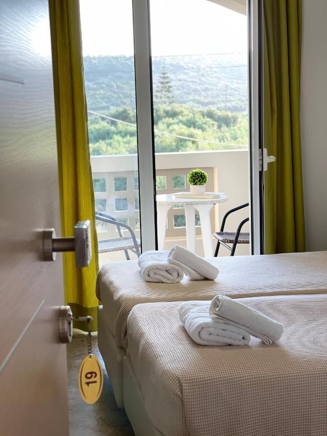 Maria Hotel Sisi 外观 照片