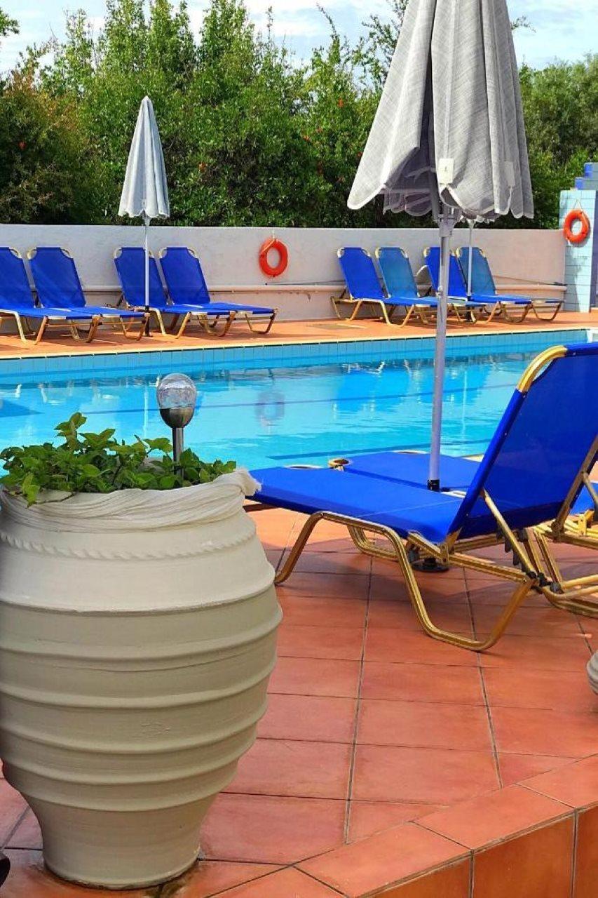 Maria Hotel Sisi 外观 照片